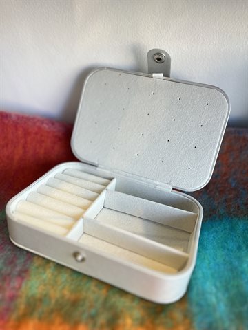 Titteboo - Simple Jewelry Box - Silver