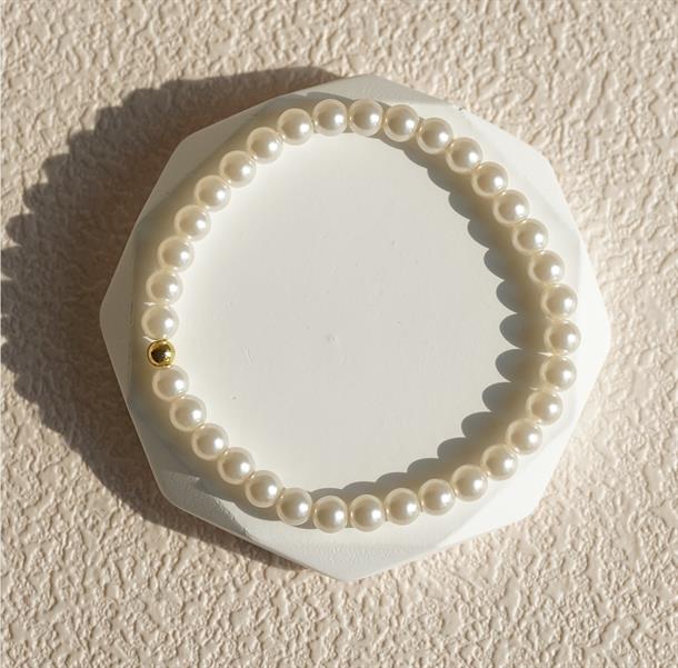 MineSpring - Shiny Pearl - Gold Bell Bracelet