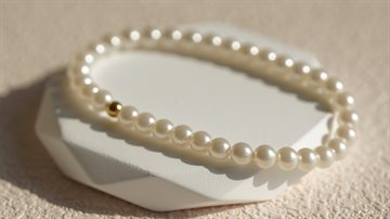 MineSpring - Shiny Pearl - Gold Bell Bracelet