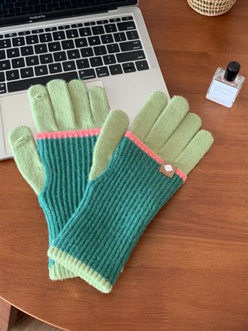 Titteboo - Handhug Gloves - Green